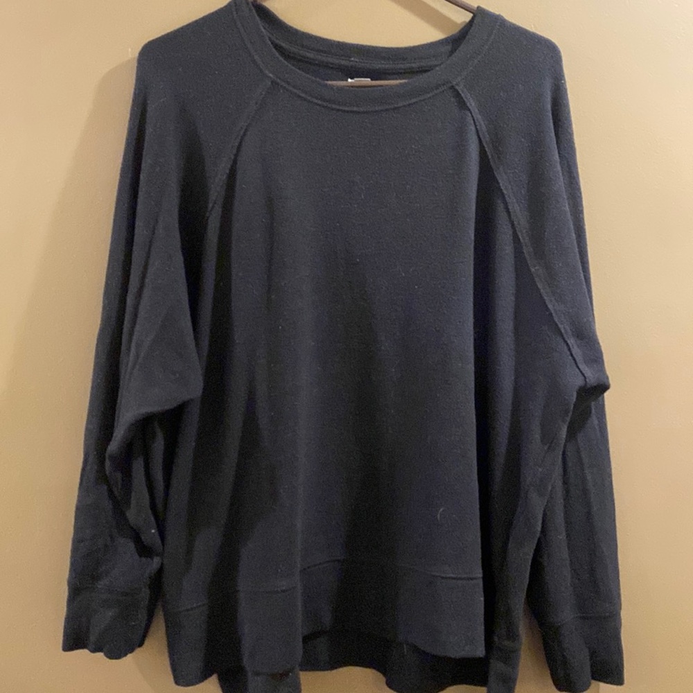 Aerie small black crewneck